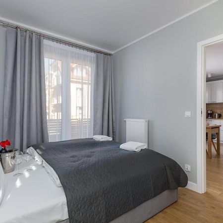 Apartment With Parking 500 M From The Sea By Noclegi Renters Мендзыводзе Экстерьер фото