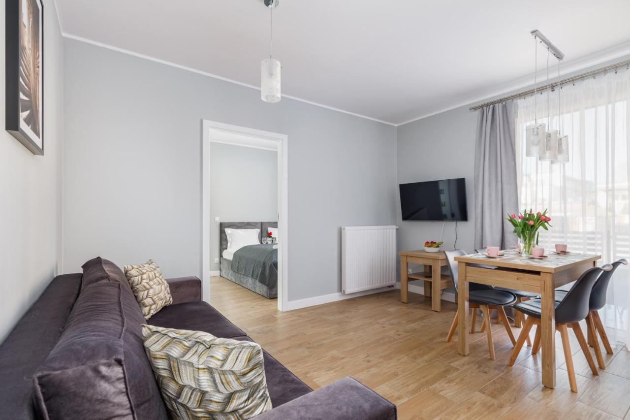 Apartment With Parking 500 M From The Sea By Noclegi Renters Мендзыводзе Экстерьер фото